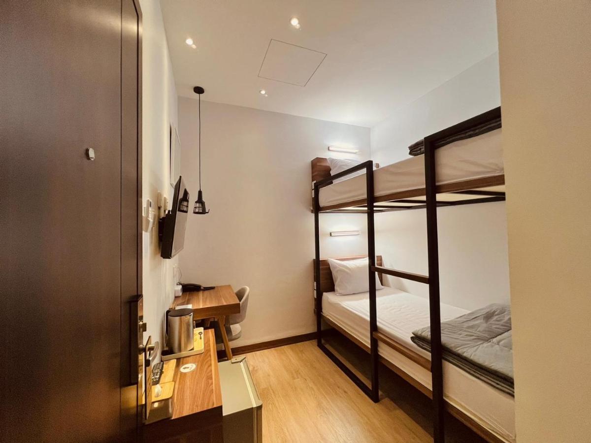 Oxy Suites G-03 At Shop House Meisterstadt Pollux Habibie Batam 外观 照片